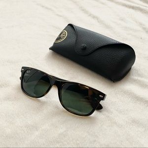 Ray-Ban New Wayfarer Classic Sunglasses Tortoise Green